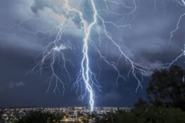 Καιρός: Ισχυρές καταιγίδες, χαλάζι και δυνατοί άνεμοι – Έκτακτο δελτίο επιδείνωσης