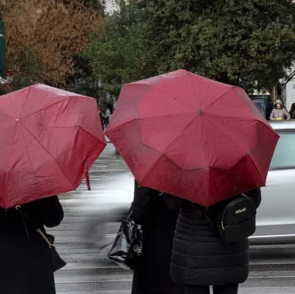 Καιρός: Βροχές και καταιγίδες από σήμερα Κυριακή – Ποιες περιοχές θα επηρεαστούν
