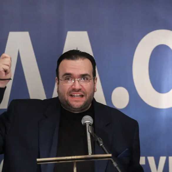 Ο Φίλιππος Καμπούρης και η σύζυγός του συνελήφθησαν για απάτη κατά του e-ΕΦΚΑ