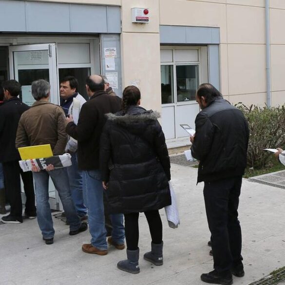 Τέλη κυκλοφορίας: Η διαδικασία κατάθεσης πινακίδων των οχημάτων