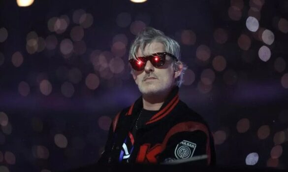 Nεκρός o DJ Kavinsky στο σπίτι του στο Παρίσι
