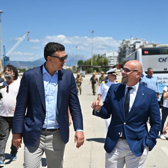 Στο λιμάνι της Πάτρας ο Υπουργός Ναυτιλίας Βασίλης Κικίλιας και ο Γενικός Γραμματέας Ναυτιλίας και Λιμένων Μανώλης Κουτουλάκης