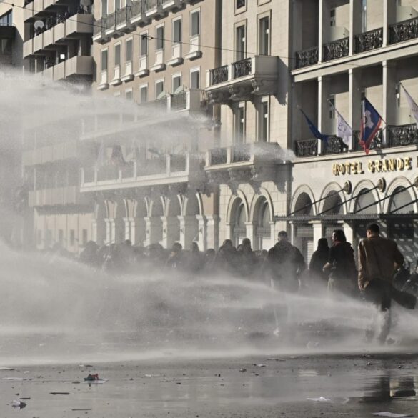 ΚΚΕ : Η κυβέρνηση έχει την απόλυτη ευθύνη για το όργιο καταστολής στη μεγαλειώδη συγκέντρωση