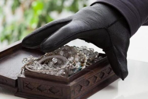 Πάτρα: Παραβίασε παράθυρο και έκλεψε κοσμήματα αξίας 10.000 ευρώ