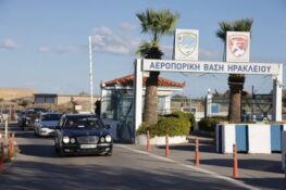 Η σορός του αδικοχαμένου Ραφαήλ επέστρεψε στην Κρήτη – Ανατριχιαστικές στιγμές στο Τυμπάκι