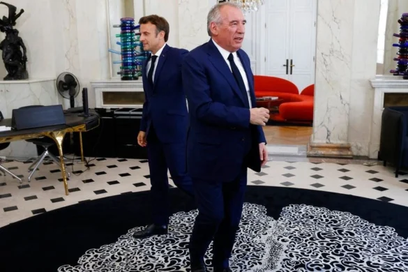 Ο Μακρόν χωρίς άσσο στο μανίκι μπροστά στο αδιέξοδο Μπαϊρού: Τα spreads ανεβαίνουν, το ΔΝΤ καραδοκεί