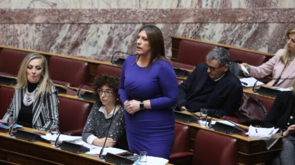 Δίκη για τα Τέμπη: Τι κατέθεσαν οι συγγενείς των θυμάτων στην σημερινή συνεδρίαση – Αίτημα της Ζωής Κωνσταντοπούλου για τις εκταφές