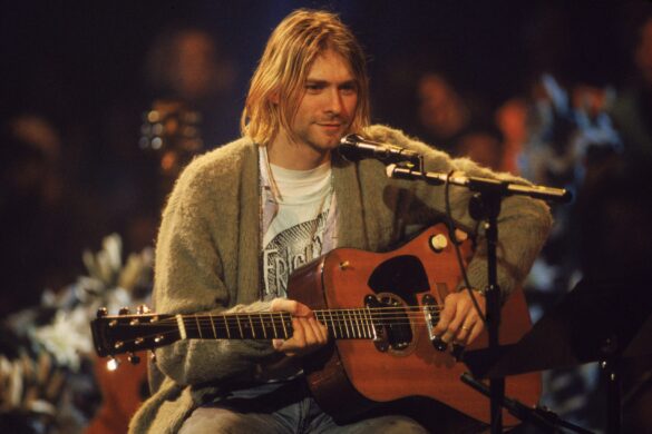 Ο βιογράφος των Nirvana υποστηρίζει ότι ο Κερτ Κομπέιν «ζήλευε» τον Ντέιβ Γκρολ