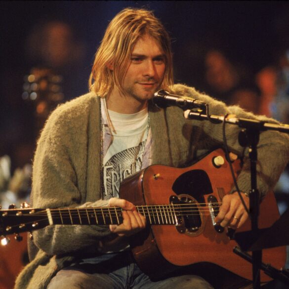 Ο βιογράφος των Nirvana υποστηρίζει ότι ο Κερτ Κομπέιν «ζήλευε» τον Ντέιβ Γκρολ
