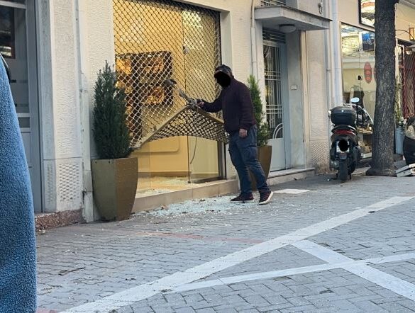 Λάρισα: Στόχος ληστών κοσμηματοπωλείο λίγα μέτρα μακριά από τα δικαστήρια