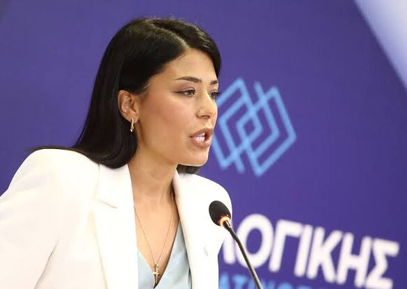 Αφροδίτη Λατινοπούλου: “Προδοσία ο γάμος των ομοφυλόφυλων”