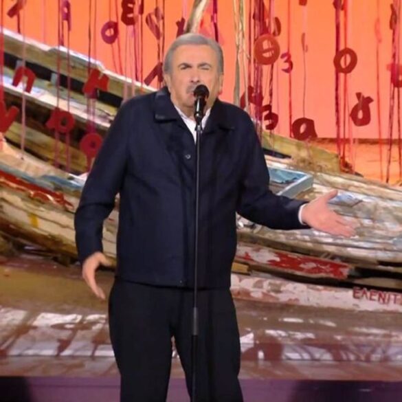 Λάκης Λαζόπουλος: Νέα σειρά και πρεμιέρα για το «Αλ Τσαντίρι Νιουζ»