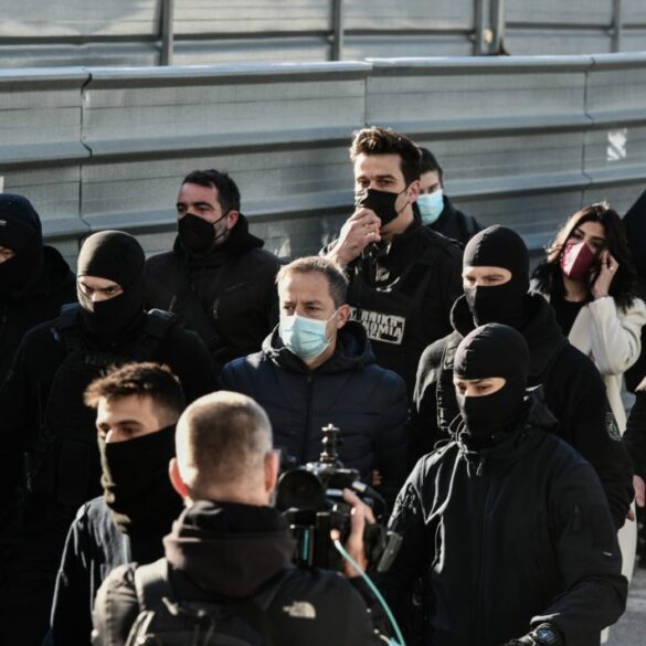 Βίαιη προσαγωγή του τρίτου φερόμενου θύματος βιασμού από τον Δ. Λιγνάδη διέταξε το ΜΟΔ καθώς ο μάρτυρας παραμένει άφαντος