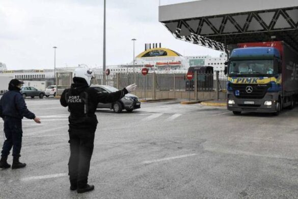 Σαρωτικοί έλεγχοι σε προϊόντα – “Μπλόκο” στο λιμάνι της Πάτρας για φορτιά τυριών και γάλακτος