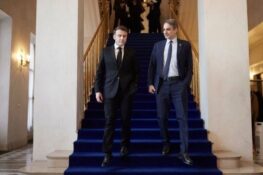 Η επίσκεψη Μακρόν θα επισφραγίσει την ανανέωση της ελληνογαλλικής συμφωνίας