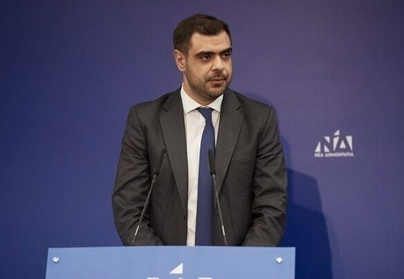 Π. Μαρινάκης για επίθεση στο δημοσιογράφο Παναγιώτη Ρηγόπουλο: Καταδικάζουμε τις τραμπούκικες τακτικές, παραπέμπουν σε άλλες εποχές