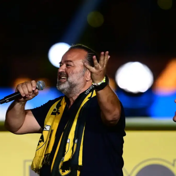 Μάριος Ηλιόπουλος: Το τραγούδι που ερμήνευσε μετά από απαίτηση των οπαδών της ΑΕΚ