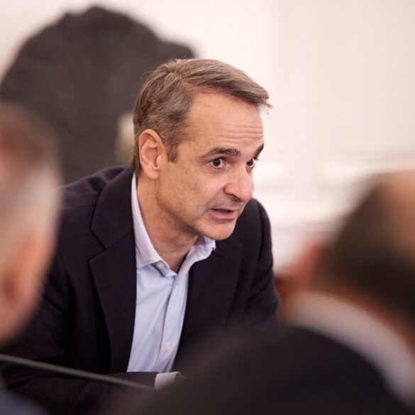 Μητσοτάκης: Το Δημόσιο θα αναλάβει πλήρως την αποκατάσταση της πολυκατοικίας στους Αμπελόκηπους.