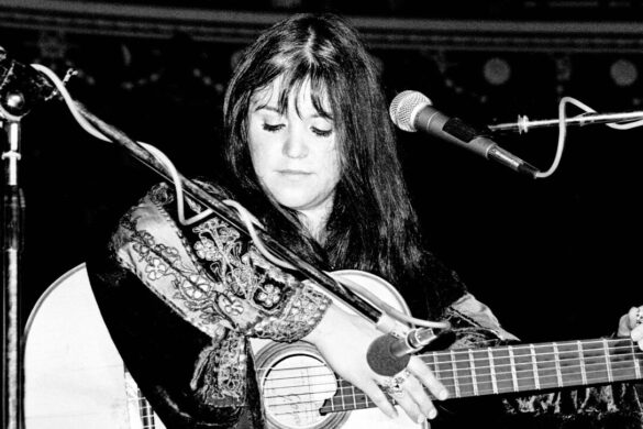 Πέθανε η τραγουδίστρια Melanie – Το Woodstock και οι επιτυχίες που την καθιέρωσαν