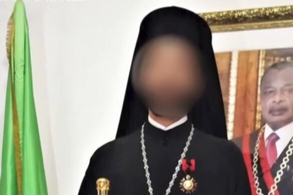 Σε επ’ αόριστον αργία ο Μητροπολίτης Πτολεμαΐδος γιατί έδειξε τα γενετικά του όργανα