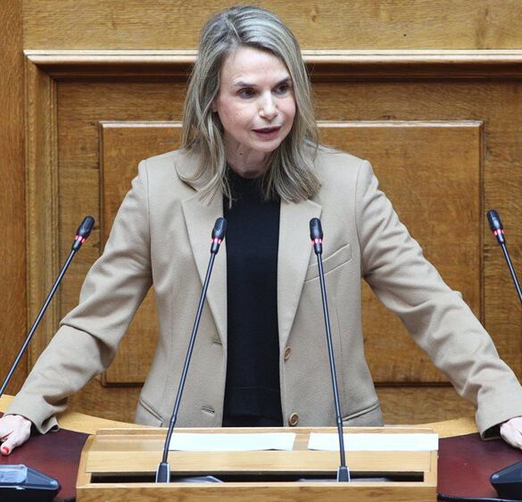 Μιλένα Αποστολάκη : “Δήμοι, εργαζόμενοι, δημότες, τα τρία θύματα της τροπολογίας Βορίδη