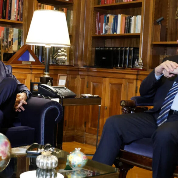 Μητσοτάκης σε Τασούλα: Σε ένα χρόνο οι εκλογές