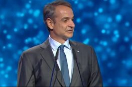 Μητσοτάκης στο Συνέδριο των FT: Οι τιμές στο ρεύμα θα συνεχίσουν να μειώνονται όσο προσθέτουμε ΑΠΕ στο ενεργειακό μείγμα