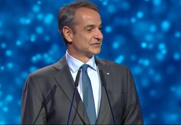 Μητσοτάκης στο Συνέδριο των FT: Οι τιμές στο ρεύμα θα συνεχίσουν να μειώνονται όσο προσθέτουμε ΑΠΕ στο ενεργειακό μείγμα
