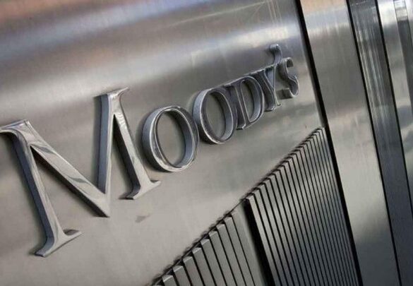 Αναβάθμιση της ελληνικής οικονομίας από Moody’s και Scope Ratings