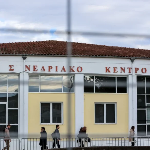 Επιφυλάχθηκε το δικαστήριο για τους γγ του Υπουργείου Υποδομών & Μεταφορών της περιόδου