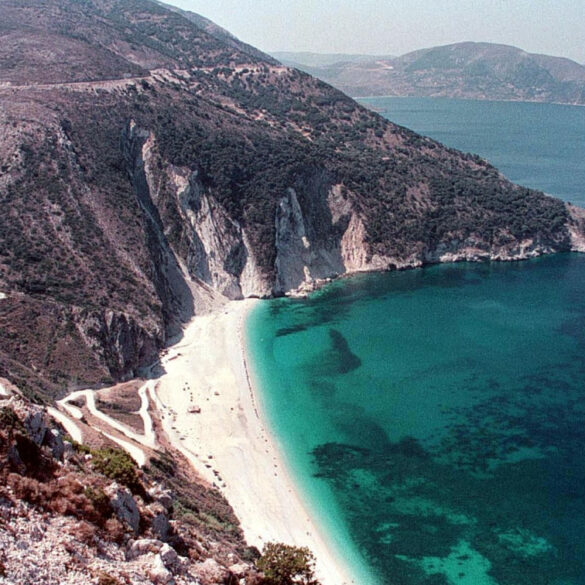 Λέκκας για κατολίσθηση στον Μύρτο Κεφαλονιάς: Είμαστε στα όρια ανεκτού κινδύνου