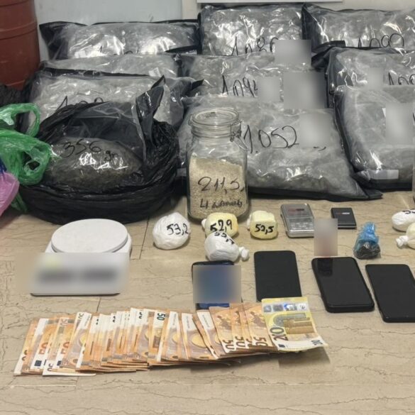 Αχαΐα: Εξαρθρώθηκε εγκληματική οργάνωση που διακινούσε συστηματικά ναρκωτικά