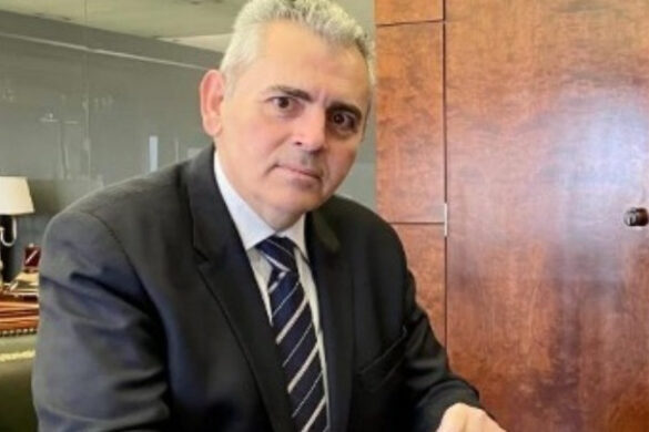 Ο Μάξιμος Χαρακόπουλος προτείνεται για τη θέση του γραμματέα της ΚΟ της ΝΔ