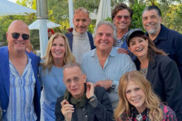 Η Νία Βαρντάλος γιόρτασε αλά… ελληνικά και ευχήθηκε «Καλό Πάσχα»!