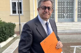 Ν. Νικολόπουλος: Ζητά έλεγχο νομιμότητας για τον εξωδικαστικό συμβιβασμό του δημοτικού πάρκινγκ