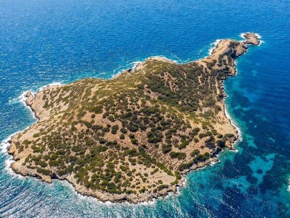 Eλληνικό νησί πωλείται για 4,5 εκατομμύρια ευρώ