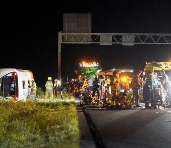 Είκοσι τραυματίες σε τροχαίο λεωφορείου με μαθητές από τη Γερμανία στην Ολλανδία