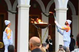 Η Ολυμπιακή Φλόγα άναψε στην Πάτρα