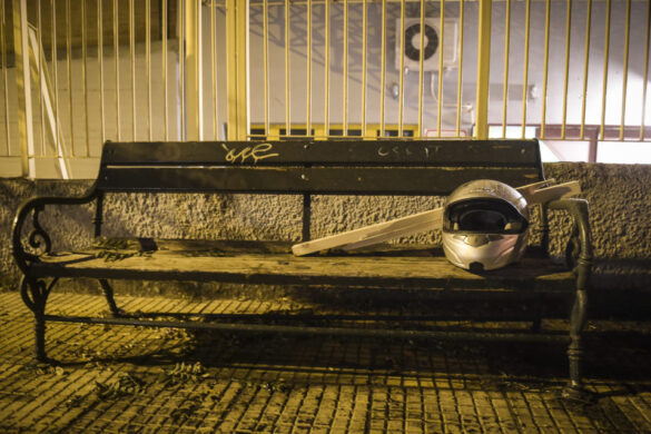 Πάτρα: Ενέδρα οπαδικής βίας σε μπαρ της Ηφαίστου – Γρονθοκόπησε τρεις νεαρούς για μια… απάντηση