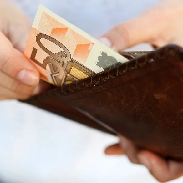 Περιμένουν υπογραφή εντολές πληρωμών παλιών βιολογικών, ο ΟΠΕΚΕΠΕ διαψεύδει ακόμη και τον πρωθυπουργό