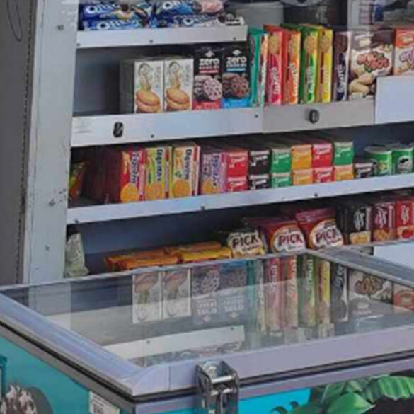 Διάρρηξη περιπτέρου με λεία… παγωτά – Συνελήφθησαν τρεις ανήλικοι