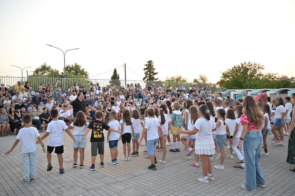 Πάτρα: Με επιτυχία η γιορτή των Ημερήσιων Παιδικών Κατασκηνώσεων στα Ροΐτικα - ΦΩΤΟ 2 paidia 2