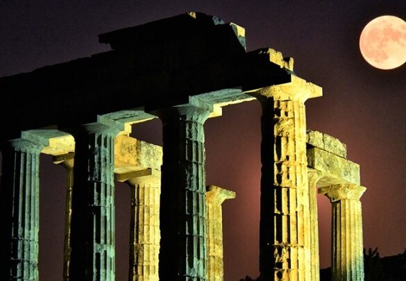 Αυγουστιάτικη Πανσέληνος με ελεύθερη είσοδο σε μνημεία, μουσεία και αρχαιολογικούς χώρους