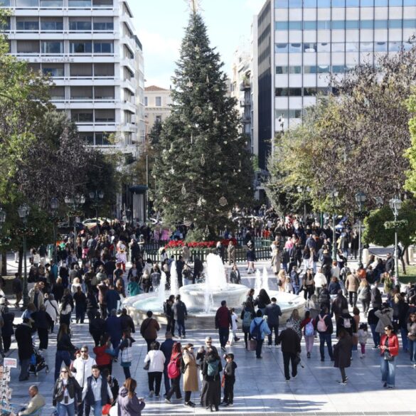 Πάσχα: Πότε ξεκινά το εορταστικό ωράριο στα καταστήματα