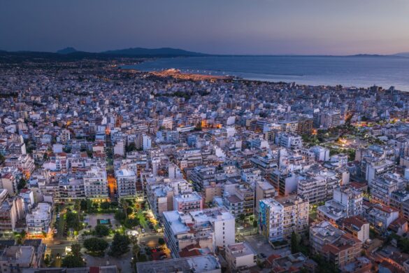 Έκθεση Παγκόσμιας Τράπεζας: Η Πάτρα κερδίζει στην οικονομία αλλά χάνει στις υποδομές