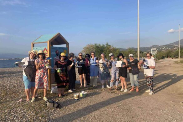 Πάτρα: Οι εθελόντριες του “Patra Start’s Crafting” ομόρφυναν την Πλαζ
