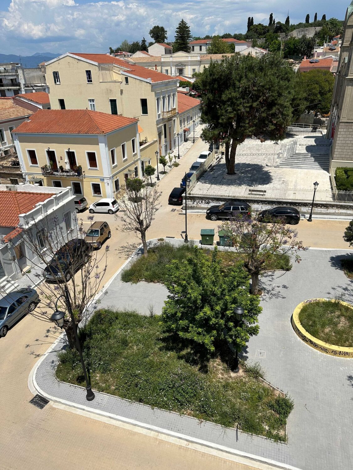 Φρένο στην αυθαίρετη κοπή δέντρων με βαριές καμπάνες από τον Δήμο Πατρέων 3 patra ano poli