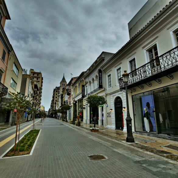 Πάτρα: Κλειστά τα καταστήματα τη Δευτέρα