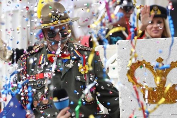 Πατρινό Καρναβάλι 2026: Δείτε ζωντανά τη μεγάλη παρέλαση της Κυριακής