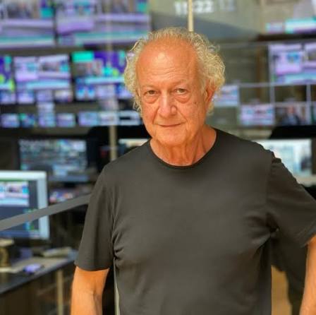 «Περιδιαβάζοντας στη σκόνη και στον χρόνο»: Στο Πολύεδρο η ποιητική συλλογή τoυ Fernando Pensa